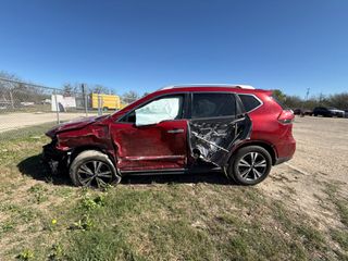 2017 Nissan Rogue SL - Exterior Side Driver Image